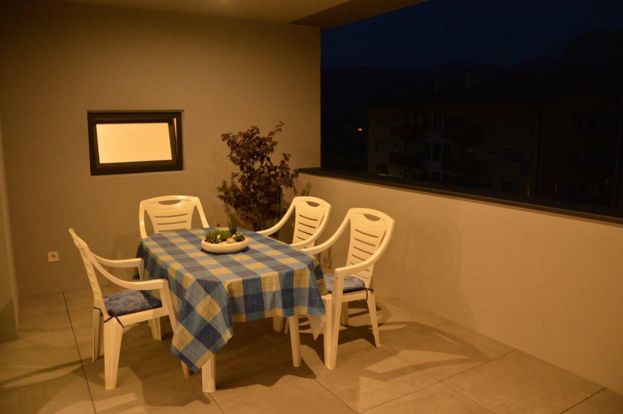 Family Apartment Julia Термено Экстерьер фото